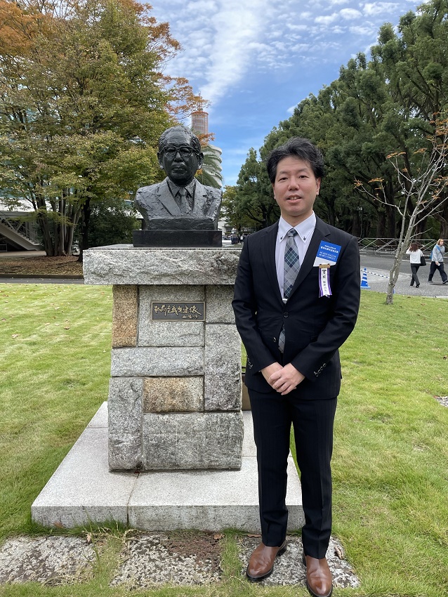 馬渕教授が勤続２０年の表彰を受けました02